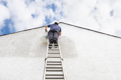 Peinture extérieure à la Caillère-Saint-Hilaire — façades et ravalement